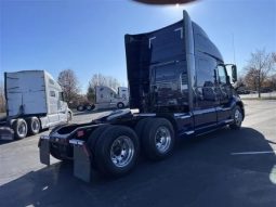 Used 2021 Volvo VNL760 Sleeper in Bolingbrook Illinois