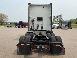 Used 2021 Kenworth T680 Sleeper in Strafford Missouri