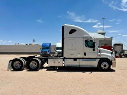 Used 2014 Freightliner Cascadia Sleeper in El Paso Texas