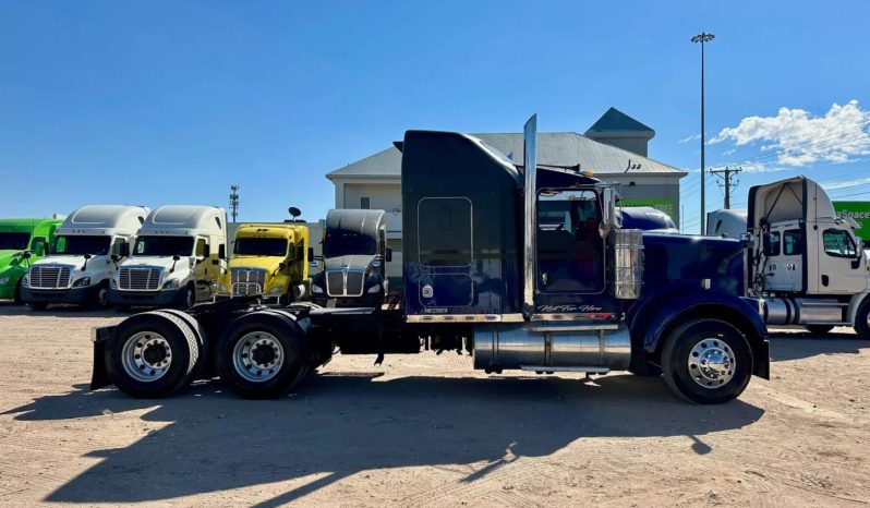 
								Used 2004 Kenworth W900 Sleeper in El Paso Texas full									