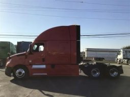 Used 2022 Freightliner Cascadia Sleeper in French Camp California