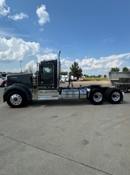 New 2025 Kenworth W900L Day Cab in Jonesboro Arkansas