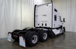 New 2025 Kenworth T680 Sleeper in Dallas Texas