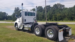 New 2025 Kenworth T880 Day Cab in Port Wentworth Georgia