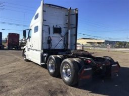 Used 2022 Volvo VNL64T760 Sleeper in Bolingbrook Illinois