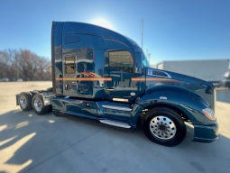 Used 2021 Kenworth T680 Sleeper in Fort Mill South Carolina