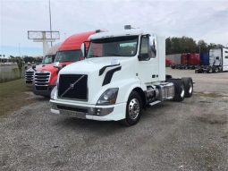 Used 2017 Volvo VNL 300 Day Cab in Tampa Florida