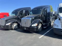 Used 2021 Kenworth T680 Sleeper in Cincinnati Ohio