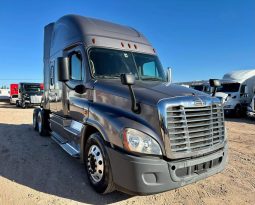 Used 2016 Freightliner Cascadia Sleeper in El Paso Texas