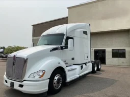 Used 2021 Kenworth T680 Sleeper in Strafford Missouri