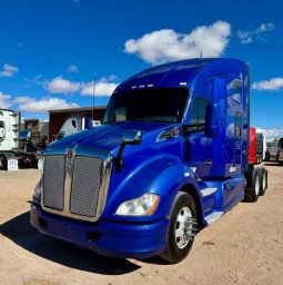 Used 2016 Kenworth T600 Sleeper in El Paso Texas