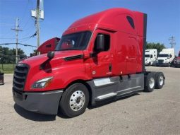 Used 2021 Freightliner Cascadia Sleeper in Cincinnati Ohio