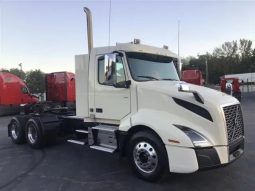 Used 2020 Volvo VNL 300 Day Cab in Conley Georgia