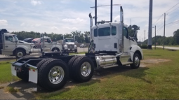 New 2025 Kenworth T880 Day Cab in Port Wentworth Georgia