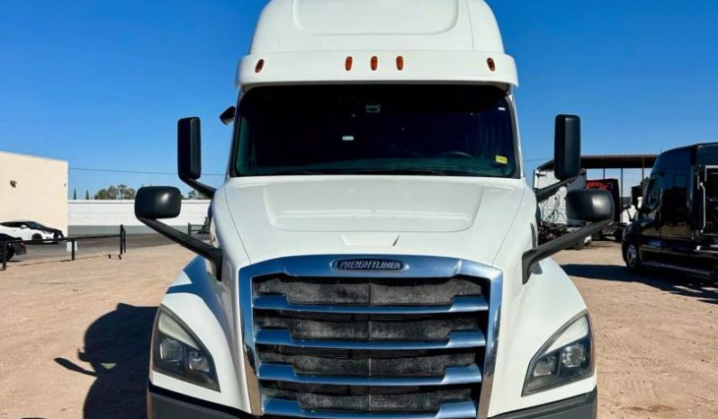 
								Used 2018 Freightliner Cascadia Sleeper in El Paso Texas full									