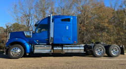 Used 2021 Kenworth W990 Sleeper in Texarkana Texas