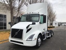 Used 2020 Volvo VNR64T Day Cab in Kansas City Missouri