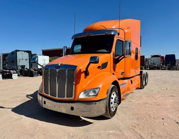 
								Used 2019 Peterbilt 579 Sleeper in El Paso Texas full									