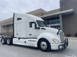 Used 2021 Kenworth T680 Sleeper in Omaha Nebraska