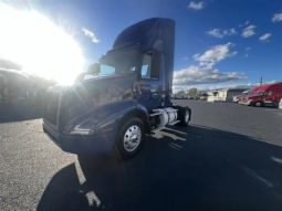 Used 2020 Volvo VNR42T Day Cab in Elizabeth New Jersey