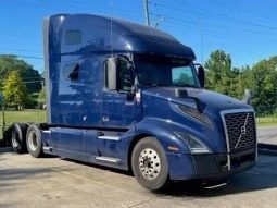 Used 2022 Volvo VNL760 Sleeper in Elizabeth New Jersey