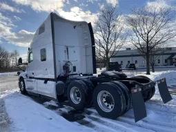 Used 2023 Peterbilt 579 Sleeper in Bolingbrook Illinois