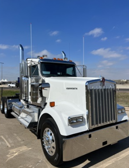 New 2025 Kenworth W900L Day Cab in Jonesboro Arkansas