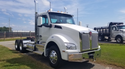 New 2025 Kenworth T880 Day Cab in Port Wentworth Georgia