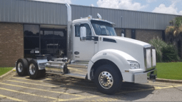 New 2025 Kenworth T880 Day Cab in Port Wentworth Georgia