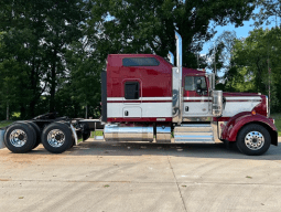 New 2025 Kenworth W900L Sleeper in Murfreesboro Tennessee