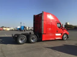 Used 2022 Freightliner Cascadia Sleeper in French Camp California