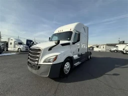 Used 2021 Freightliner Cascadia Sleeper in Elizabeth New Jersey