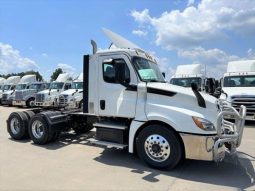 Used 2020 Freightliner Cascadia 126 Day Cab in Longview Texas