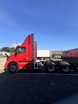 Used 2020 Volvo VNR64T300 Day Cab in Highway Blvd Katy Texas