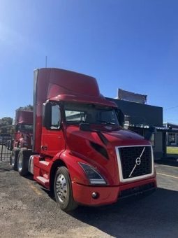 Used 2020 Volvo VNR64T300 Day Cab in Highway Blvd Katy Texas