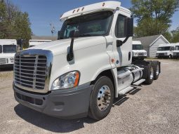 Used 2018 Freightliner Cascadia 113 Day Cab in Fort Wayne Indiana