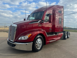 Used 2023 Kenworth T680 Sleeper in Dallas Texas