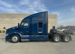 Used 2022 Kenworth T680 Sleeper in Kingsport Tennessee