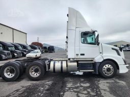 Used 2016 Volvo VNL64T300 Day Cab in Arcadia Wisconsin