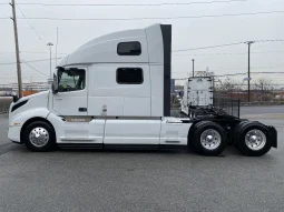 Used 2023 Volvo VNL64T860 Sleeper in North Bergen New Jersey