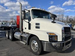 Used 2020 Mack AN64T Day Cab in SOUDERTON Pensilvania