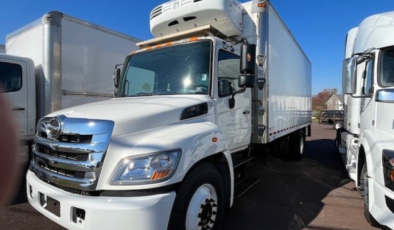 
								Used 2013 Hino 268A Reefer Truck in TRENTON Nueva Jersey full									