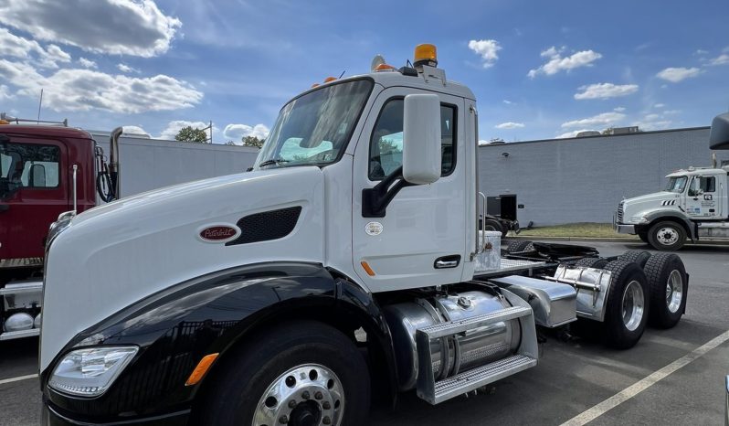 
								Used 2017 Peterbilt 579 Day Cab in PENNSAUKEN Nueva Jersey full									