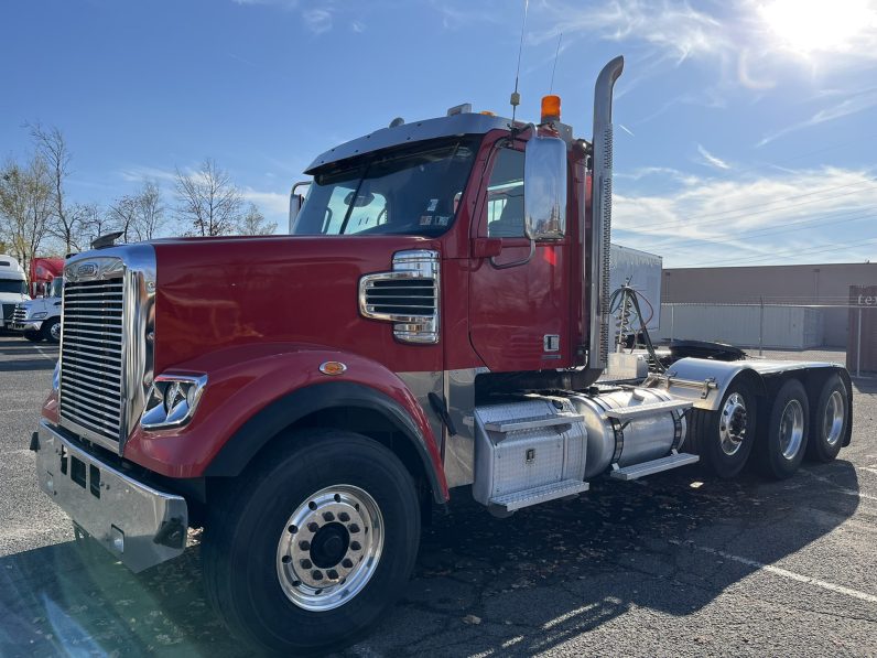 
								Used 2014 Freightliner CORONADO Day Cab in PENNSAUKEN Nueva Jersey full									