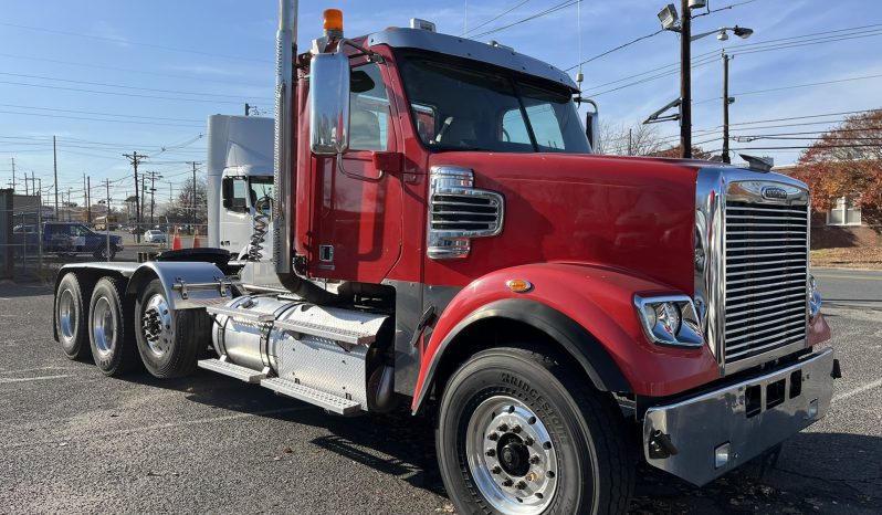 
								Used 2014 Freightliner CORONADO Day Cab in PENNSAUKEN Nueva Jersey full									