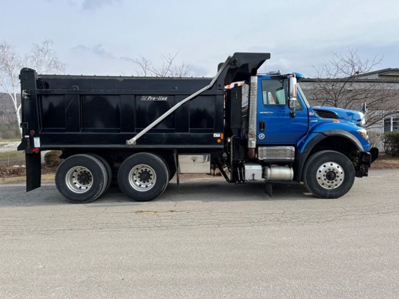 
								Used 2011 International WORKSTAR 7600 Dump Truck in Hartford Connecticut full									