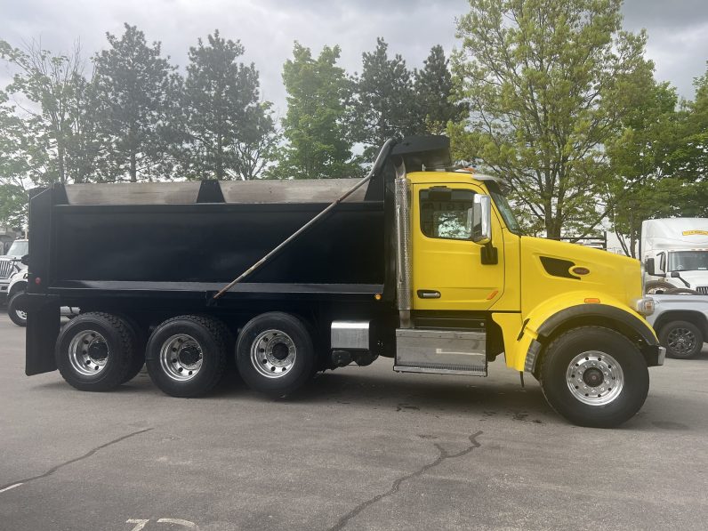 
								Used 2017 Peterbilt 567 Dump Truck in Barrington Illinois full									