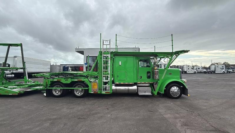 
								Used 2018 Peterbilt 389 Car Haulers in Miami Florida full									