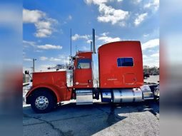 Used 2017 Peterbilt 389 Sleeper in Hazelwood Missouri