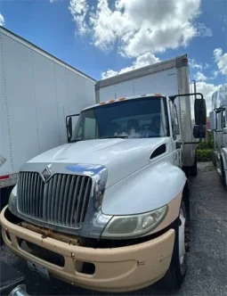 Used 2004 International DURASTAR 4300 Box Truck in Hialeah Gardens Florida